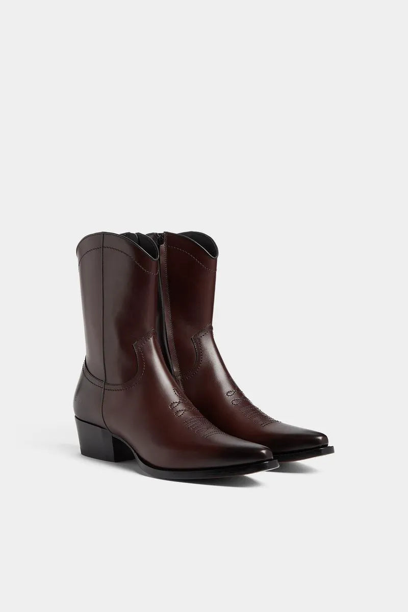 DARK BROWN