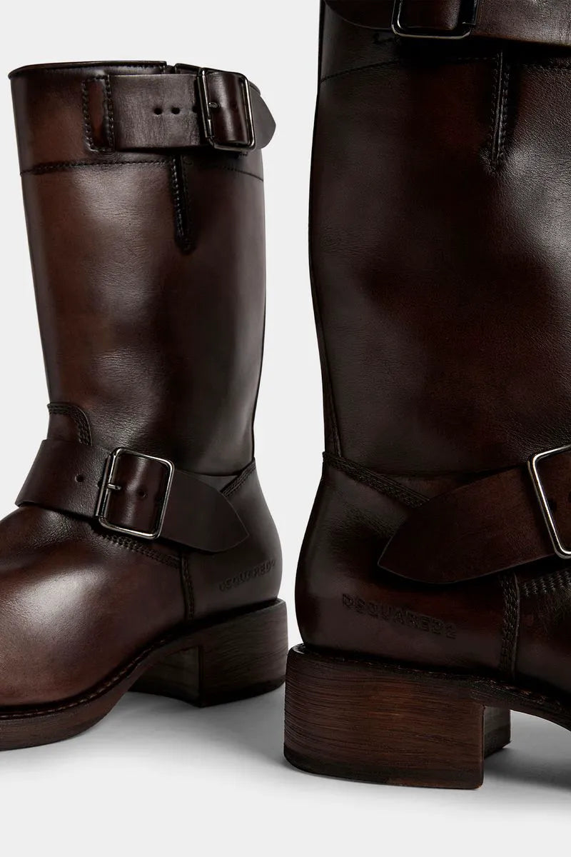 DARK BROWN
